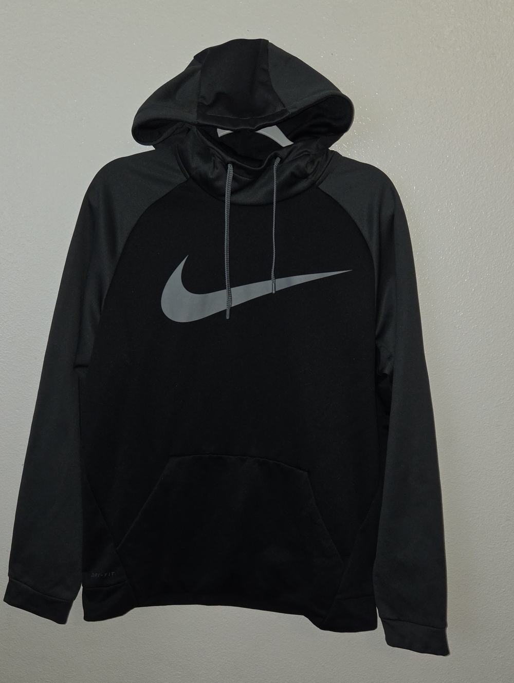 Nike Men's Hoodie Sz.L Black And Gray